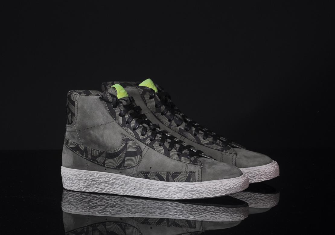 Nike Wmns Blazer Mid VNTG Liberty OG QS