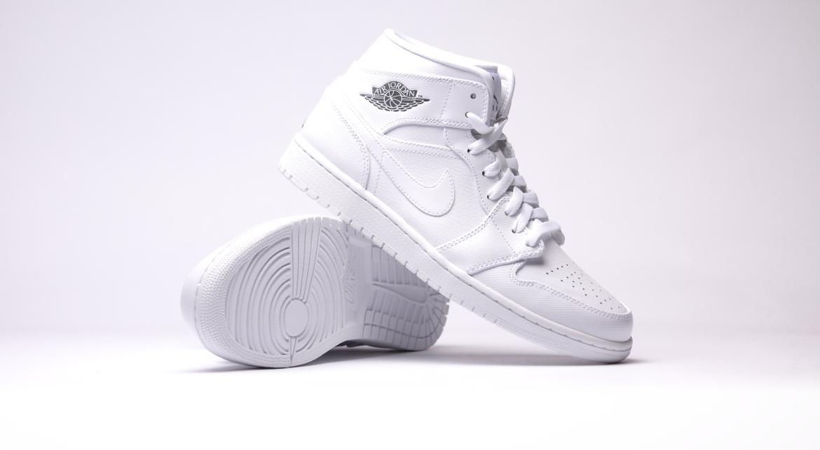 All white aj1 on sale