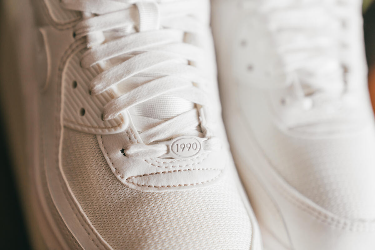 Nike Air Max 90 'Sail' - Image 26