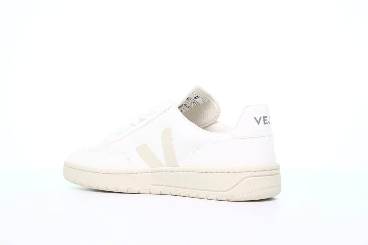 Veja V-12 'Pierre' - Image 9