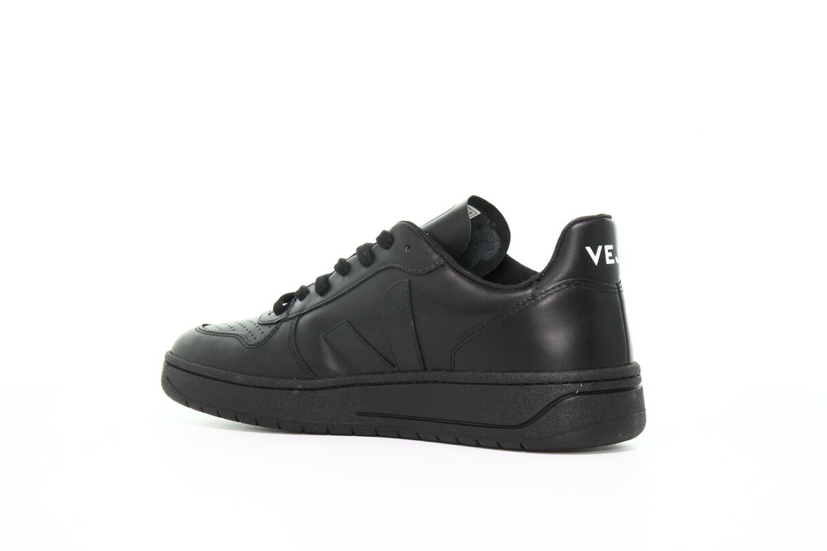 Veja V-10 Full Black - Image 9