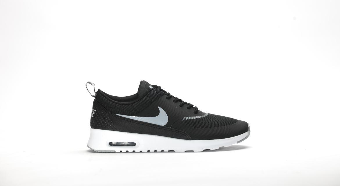 Air max thea preto e branco best sale