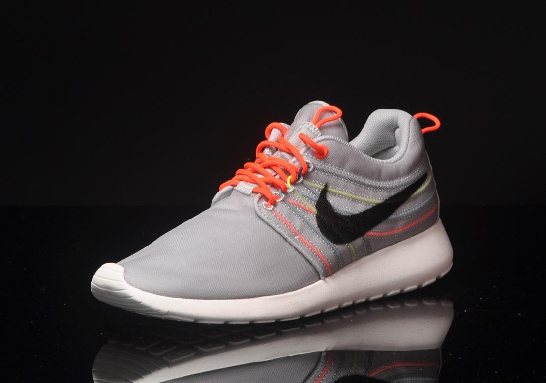 Nike Roshe Dynamic Flywire