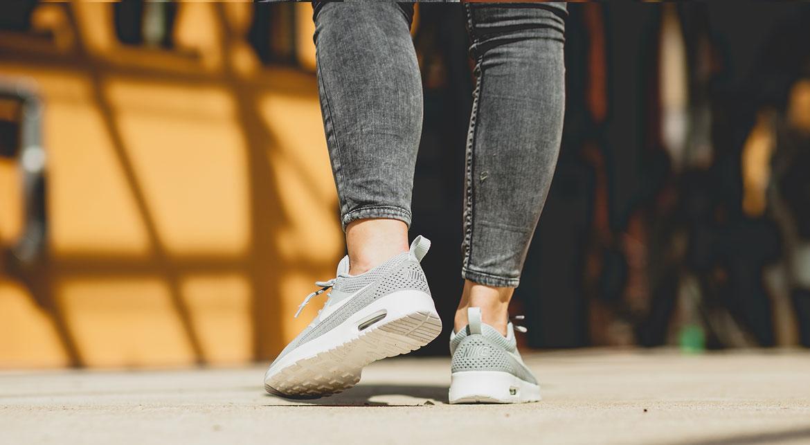 Nike Wmns Air Max Thea 