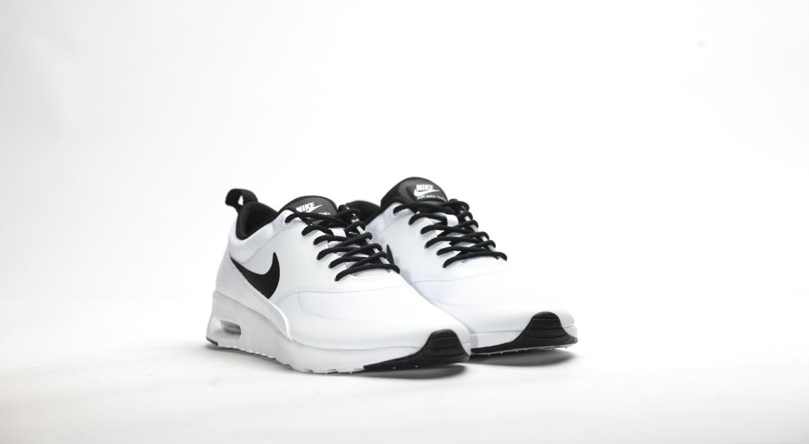 black and white theas