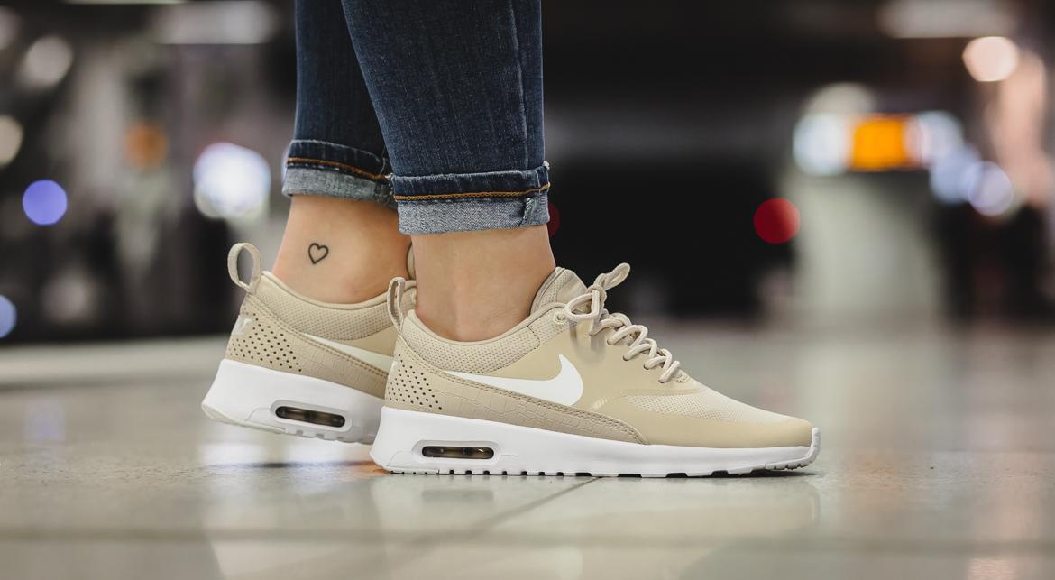 Nike air 2025 max thea oatmea