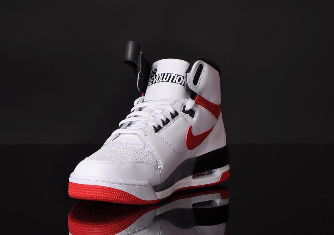 Nike Air Revolution