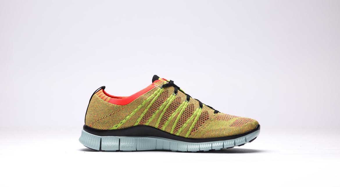 Nike Free Flyknit Nsw Bright Crimson - Image 3