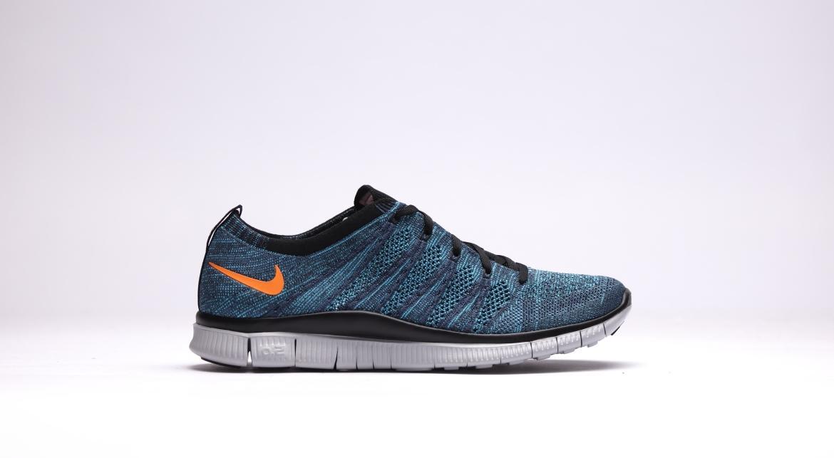 Nike Free Flyknit 'Squadron Blue' - Image 2