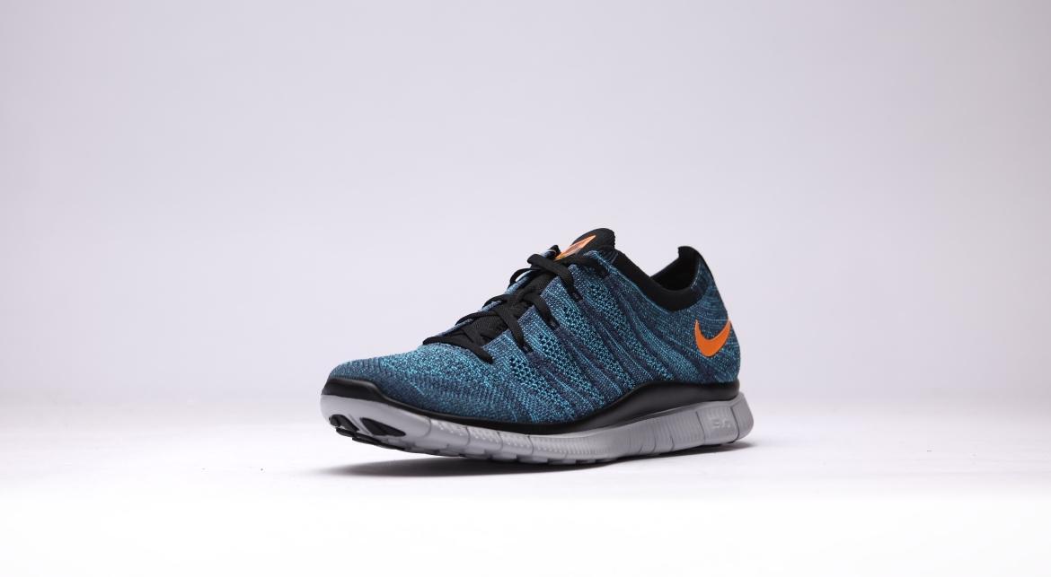 Nike Free Flyknit 'Squadron Blue' - Image 4