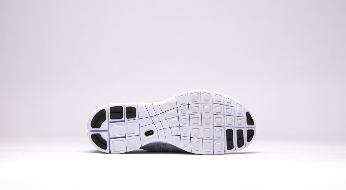 Nike Free Flyknit Nsw 