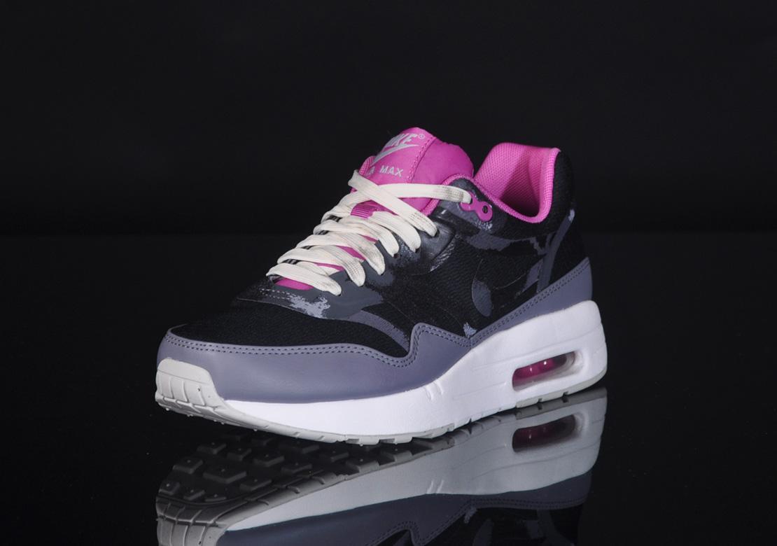 Nike Wmns Air Max 1 CMFT PRM Tape