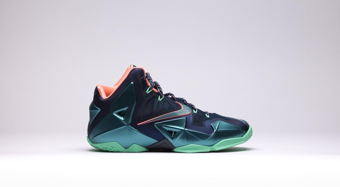 Nike LeBron XI "Akron vs Miami"