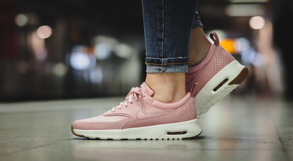 pink nike air max thea