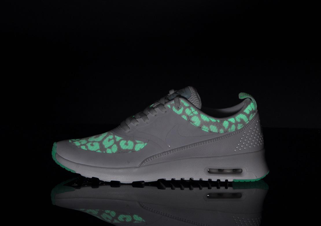 nike air max thea mint green