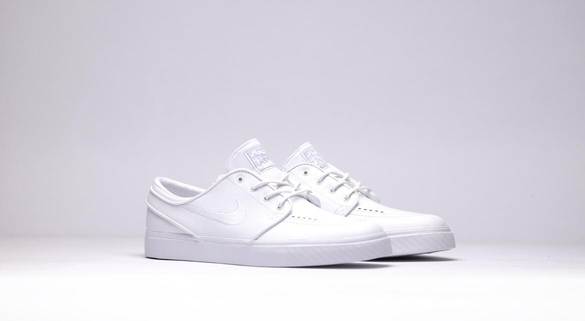 nike sb all white leather