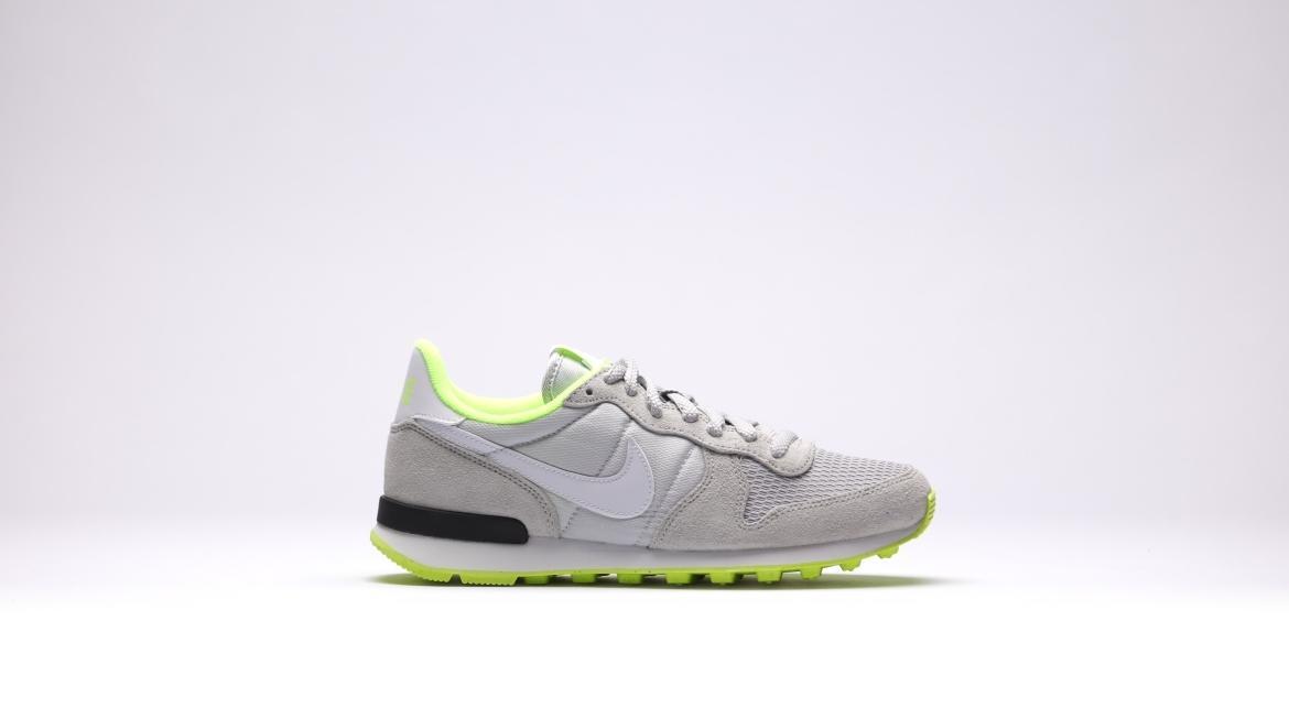 Nike Wmns Internationalist