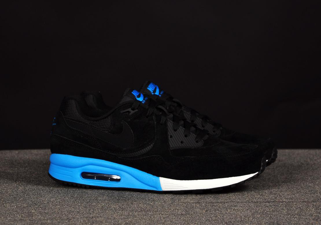 Nike Air Max Light Premium