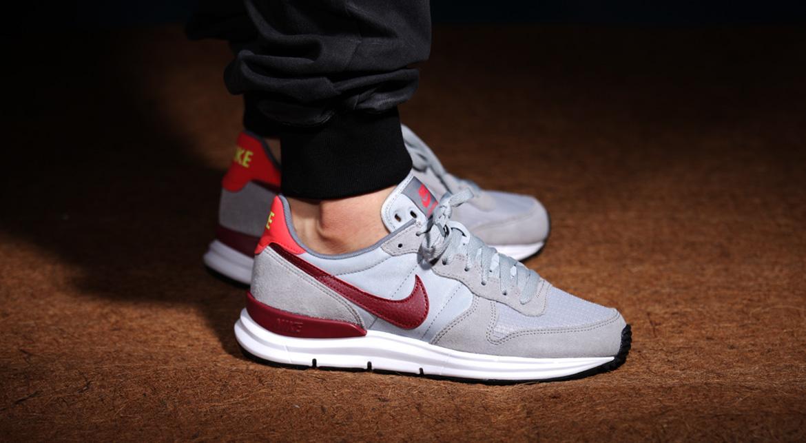 nike lunarlon internationalist