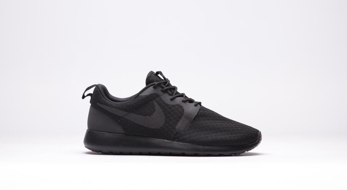 Nike Roshe One All Black - Image 2