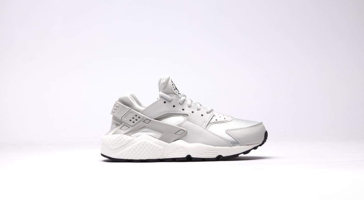 Nike Wmns Air Huarache Run 
