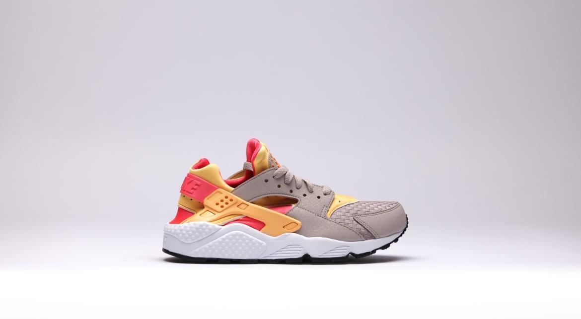 Nike Wmns Air Huarache