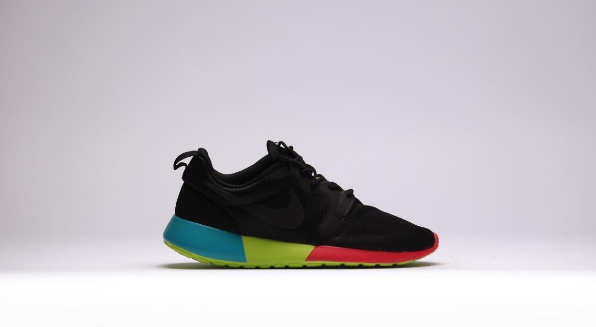 Nike Wmns Rosherun HYP