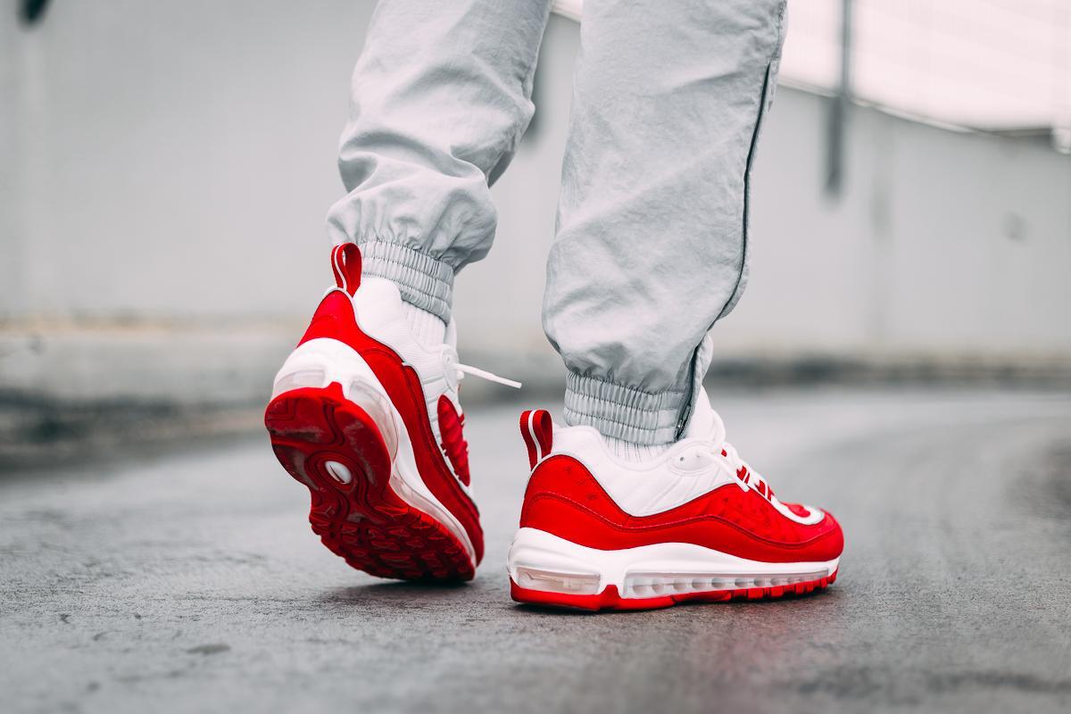 air max 98 recycled material