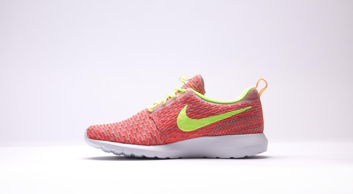 Nike Roshe Nm Flyknit 'Hot Lava' - Image 4