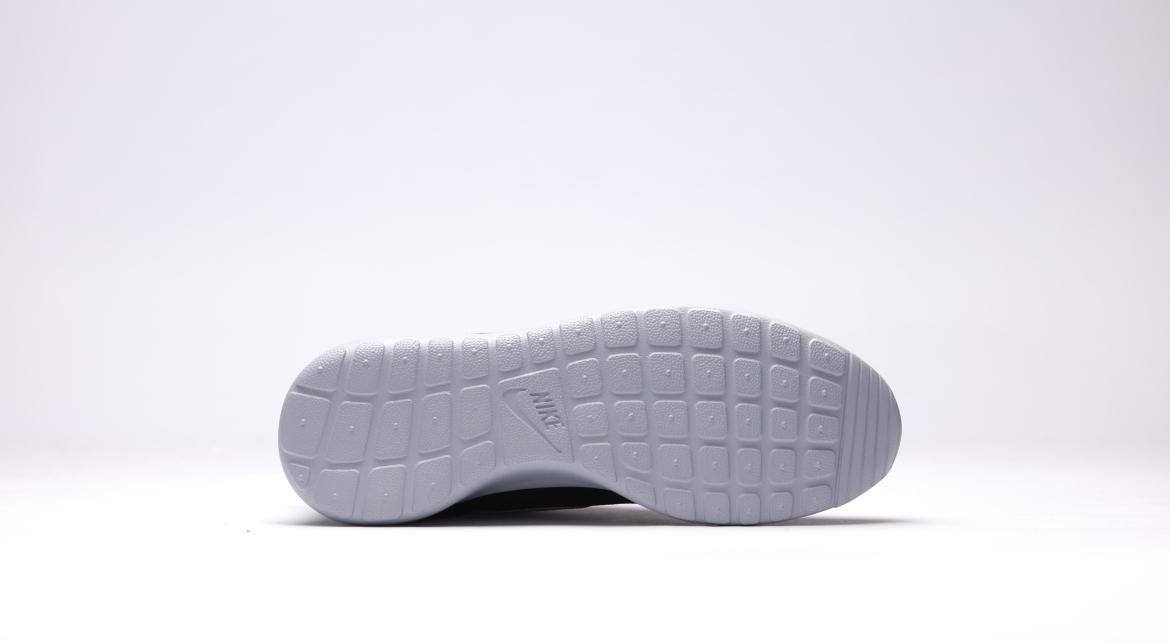 Nike Roshe One Dark Grey - Image 6