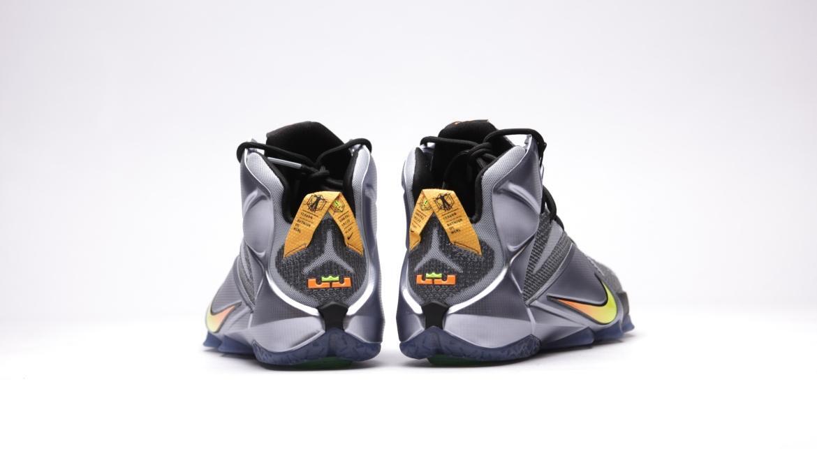 Nike Lebron XII "bright Citrus"