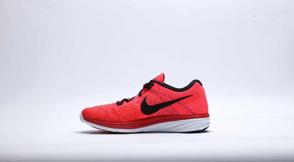 Nike Flyknit Lunar 3 'University Red' - Image 3