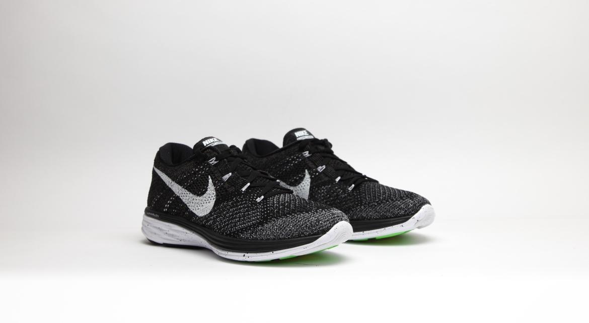 Nike Flyknit Lunar 3 'Oreo' - Image 3