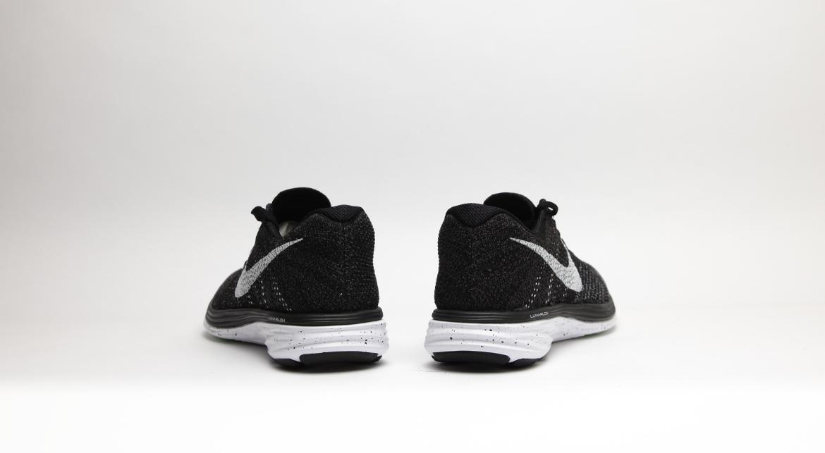 Nike Flyknit Lunar 3 'Oreo' - Image 5