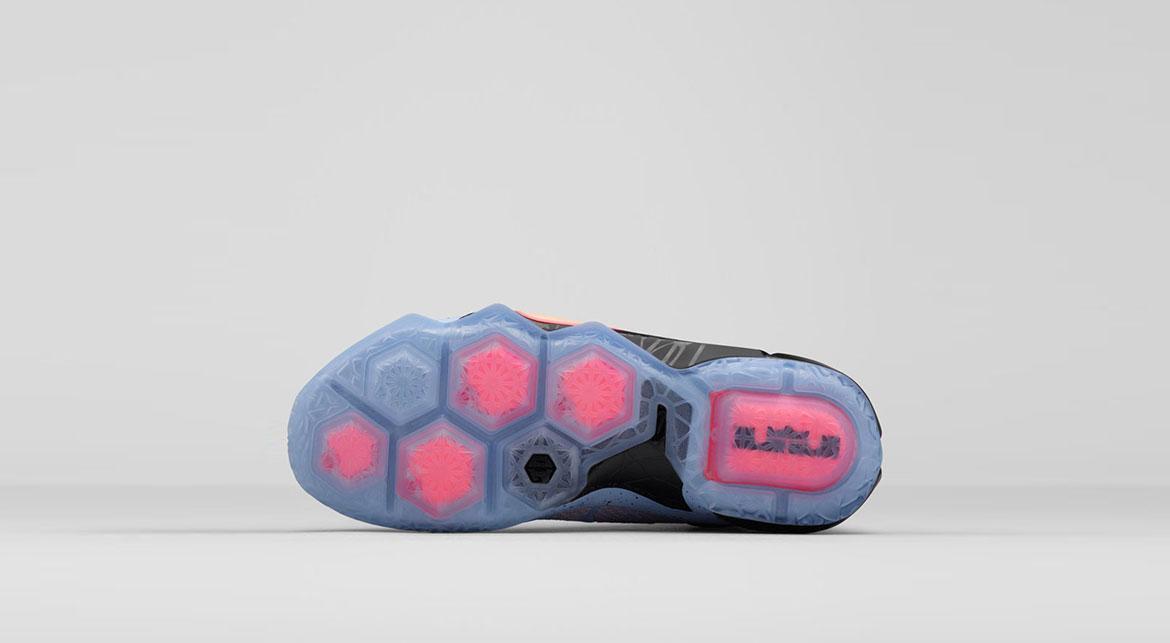 Nike Lebron XII 'Easter' - Image 4