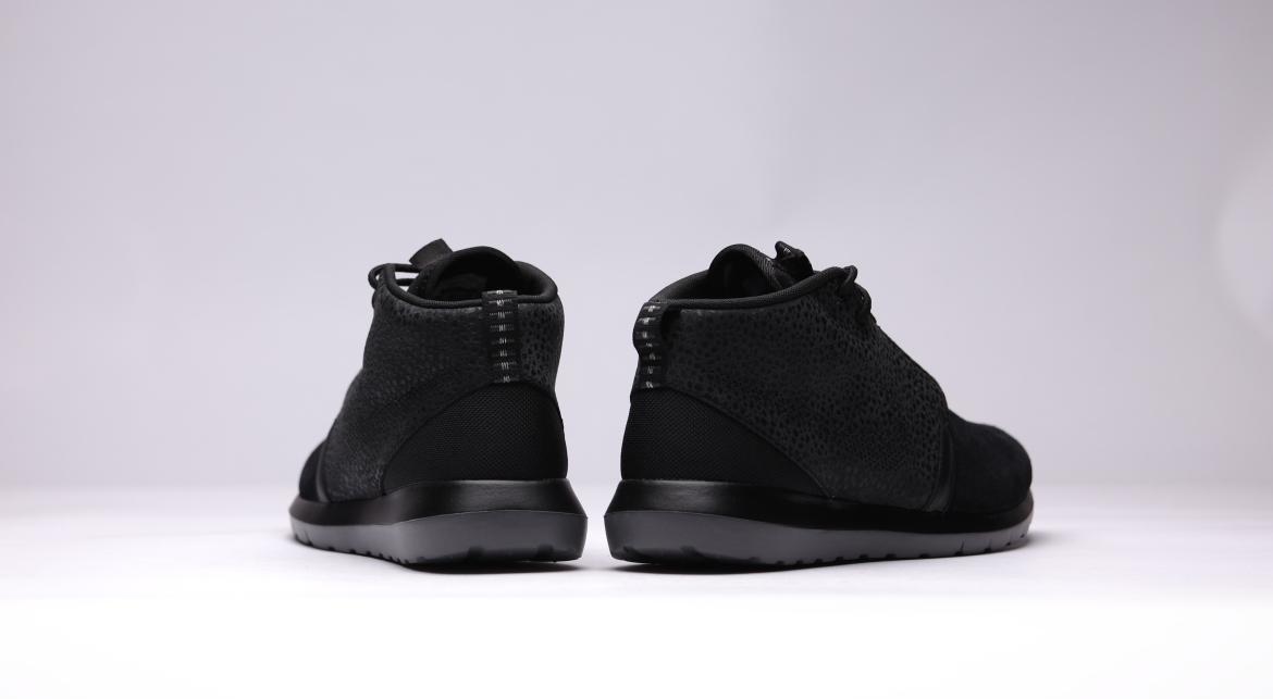 Nike Rosherun Nm Sneakerboot Safari "All Black"