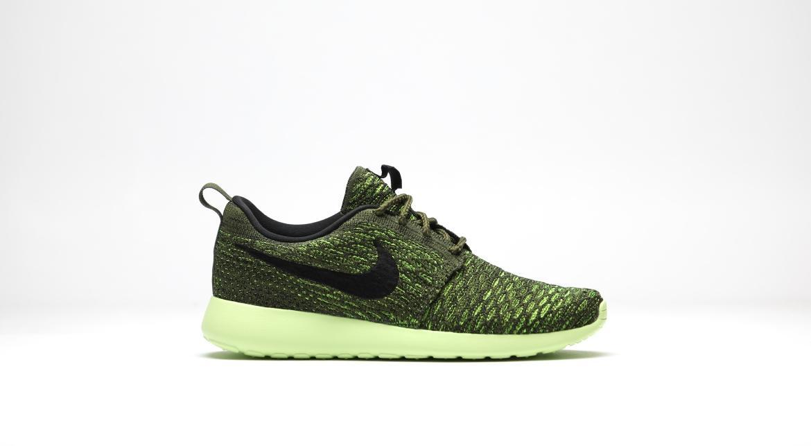 Nike Wmns Roshe One Flyknit "Rough Green"