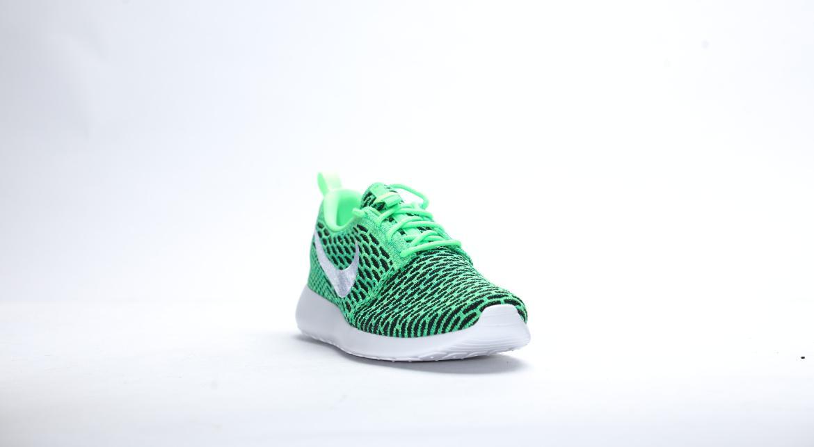 Nike Wmns Roshe One Flyknit "Lucid Green"