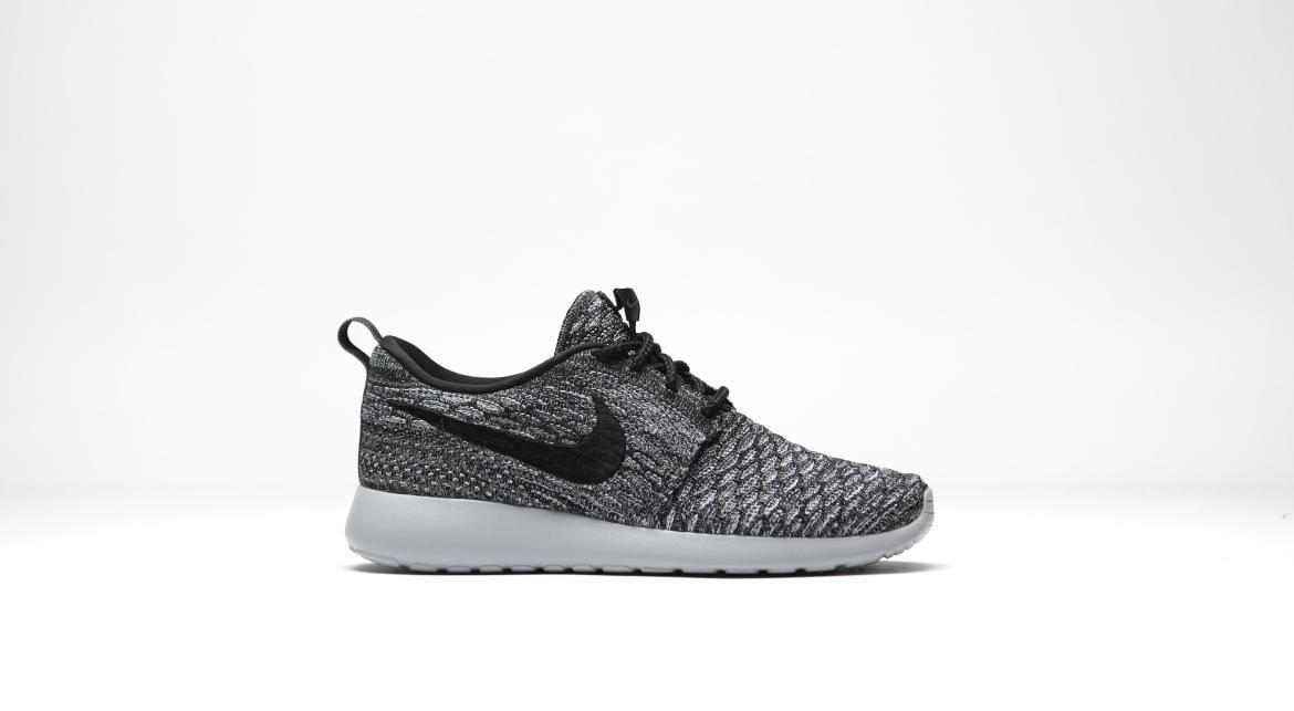 Nike Wmns Roshe One Flyknit "Cool Grey"