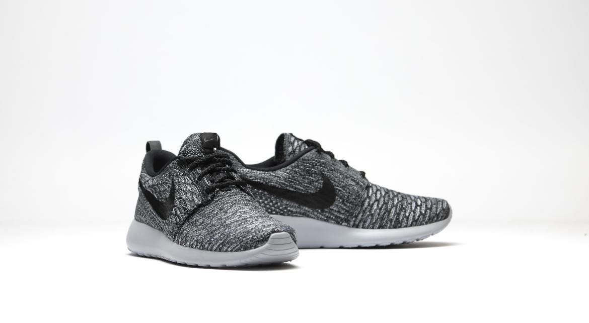 Nike Wmns Roshe One Flyknit "Cool Grey"