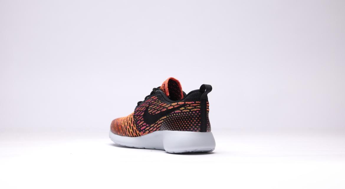 Nike Wmns Roshe One Flyknit "Hyper Orange" - Image 5