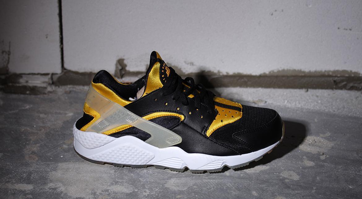Nike Air Huarache Run "Black/UniversityGold" - Image 5