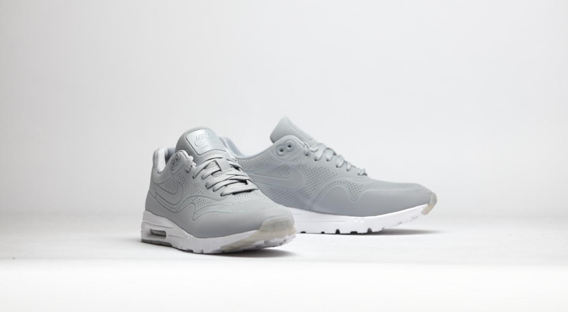 Wolf Grey Nike Air Max Grey Women NIKE AIR MAX ONE JEWEL LIGHT