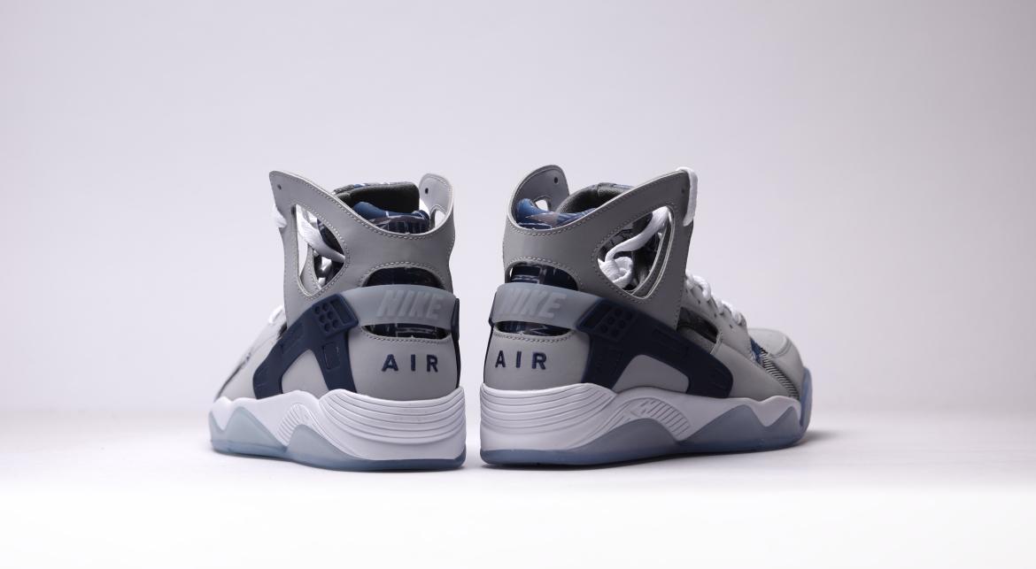 nike air flight huarache mens silver
