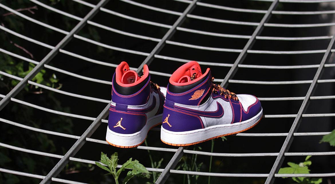 Air Jordan 1 Retro High BG "Court Purple" (GS) - Image 8