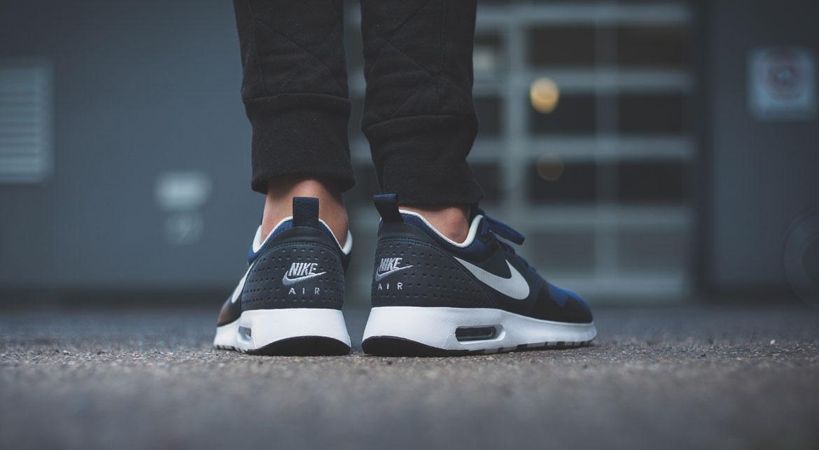 Nike Air Max Tavas  display picture 1