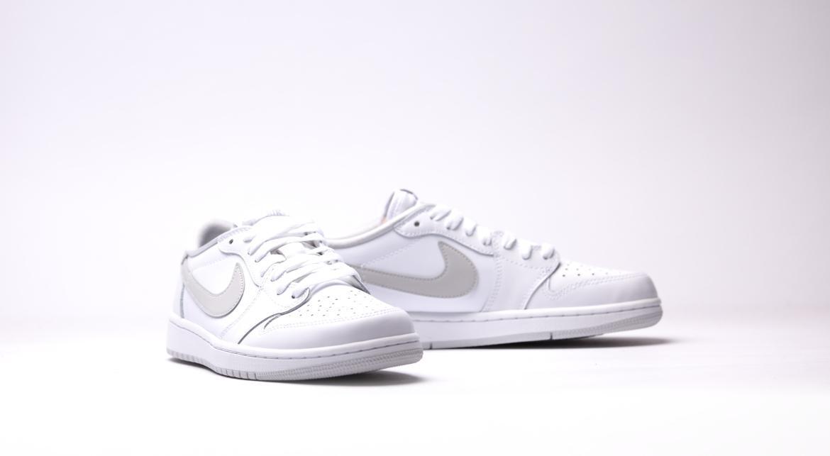 Air Jordan 1 Retro Low OG "All White" - Image 4