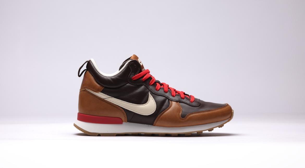 Nike Internationalist Mid "Escape"