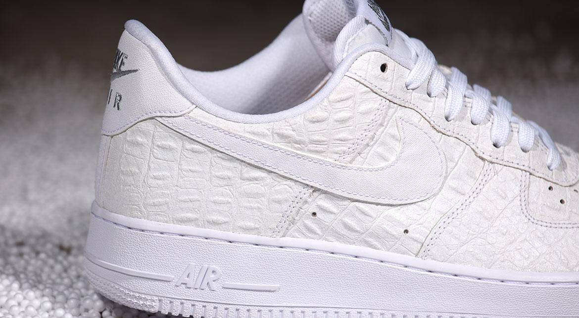 Nike Air Force 1 '07 Lv8 "All White" - Image 8