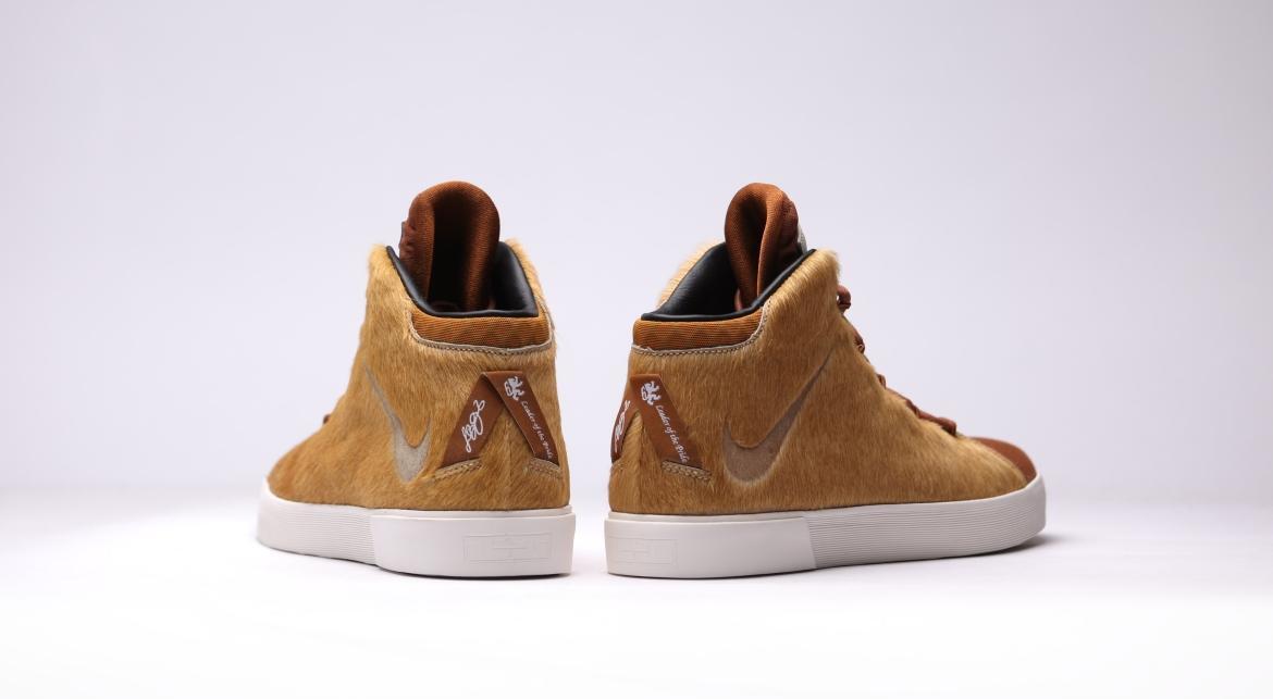 Nike‎ Lebron Brown Lifestyle Sneakers Lions Mane Mens  7.5 Nike LeBron 12 NSW Lifestyle Lion main image 4